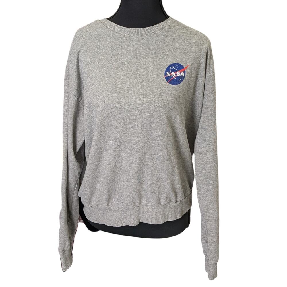 Divided NASA Logo Pullover Long-Sleeve Shirt with Back Design | Women's M